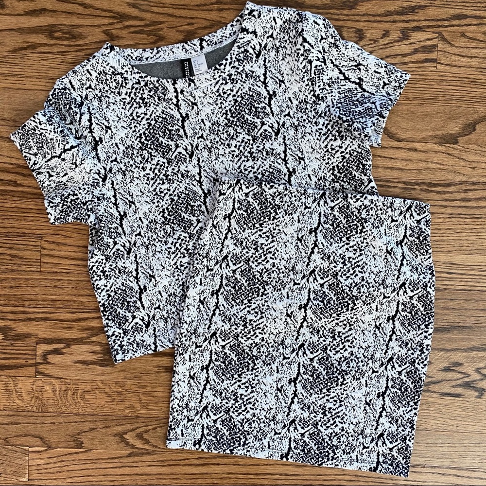 Matching top and skirt • size small